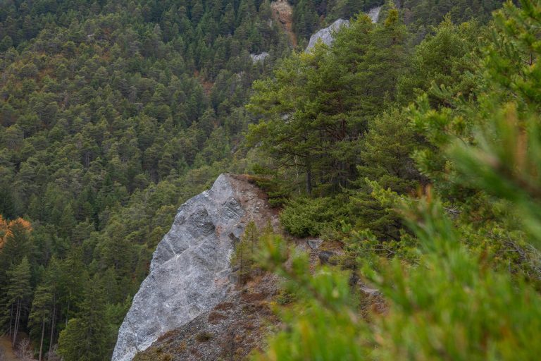 Off-Grid Winter Camper Trailer Guide & Market Trends 2025