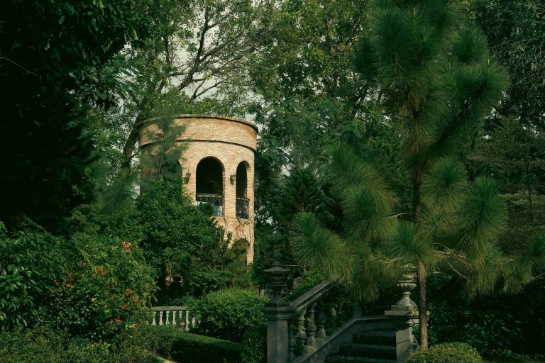 Trailer Hybrid Camper: Features, Setup & Maintenance Guide