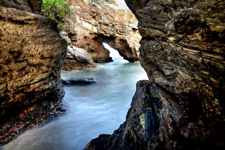 Truck Cap Aerodynamics for Towing: Improve Fuel Efficiency